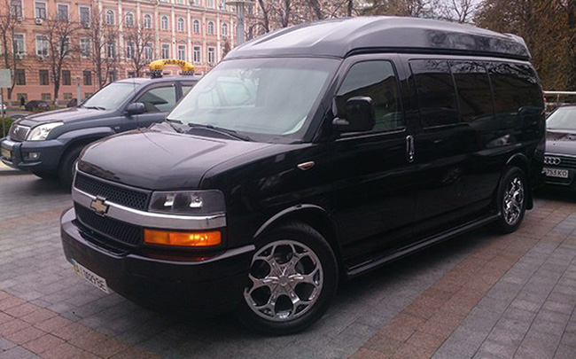 Аренда Chevrolet Express на свадьбу Киев